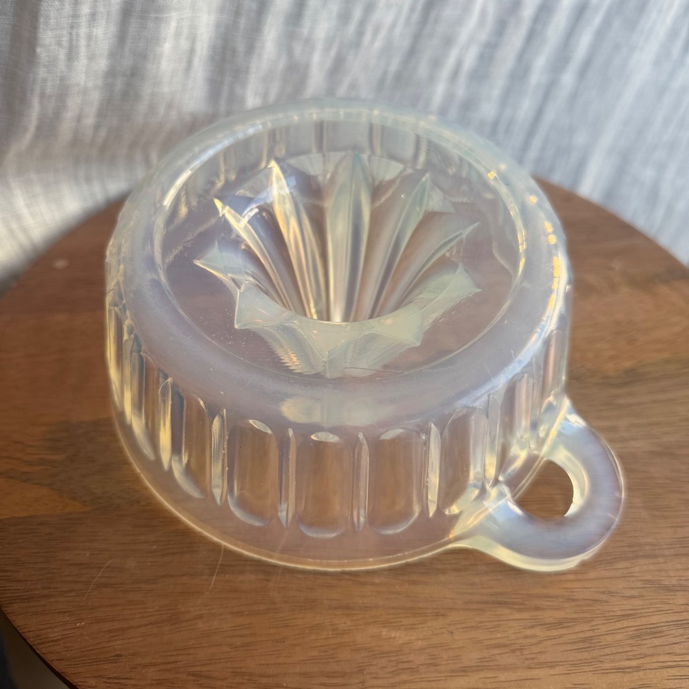 Vintage FRY Opalescent Glass Citrus Reemer Juicer Iridescent Ribbed Design - Picture 3 of 7